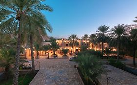 Bustan Inn By Alley Escape